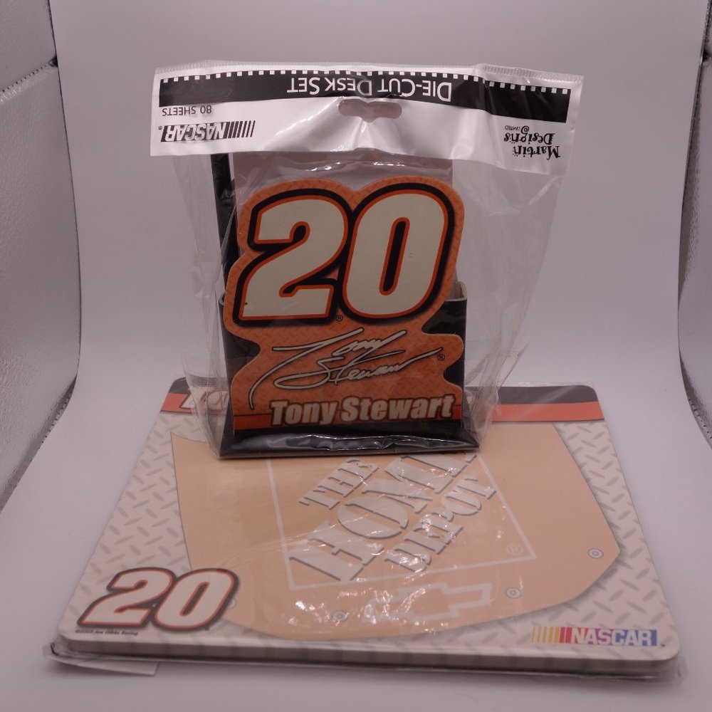 Martin Designs NASCAR Tony Stewart Die-Cut Desk Set 80 Sheets & Memo Mouse Pad